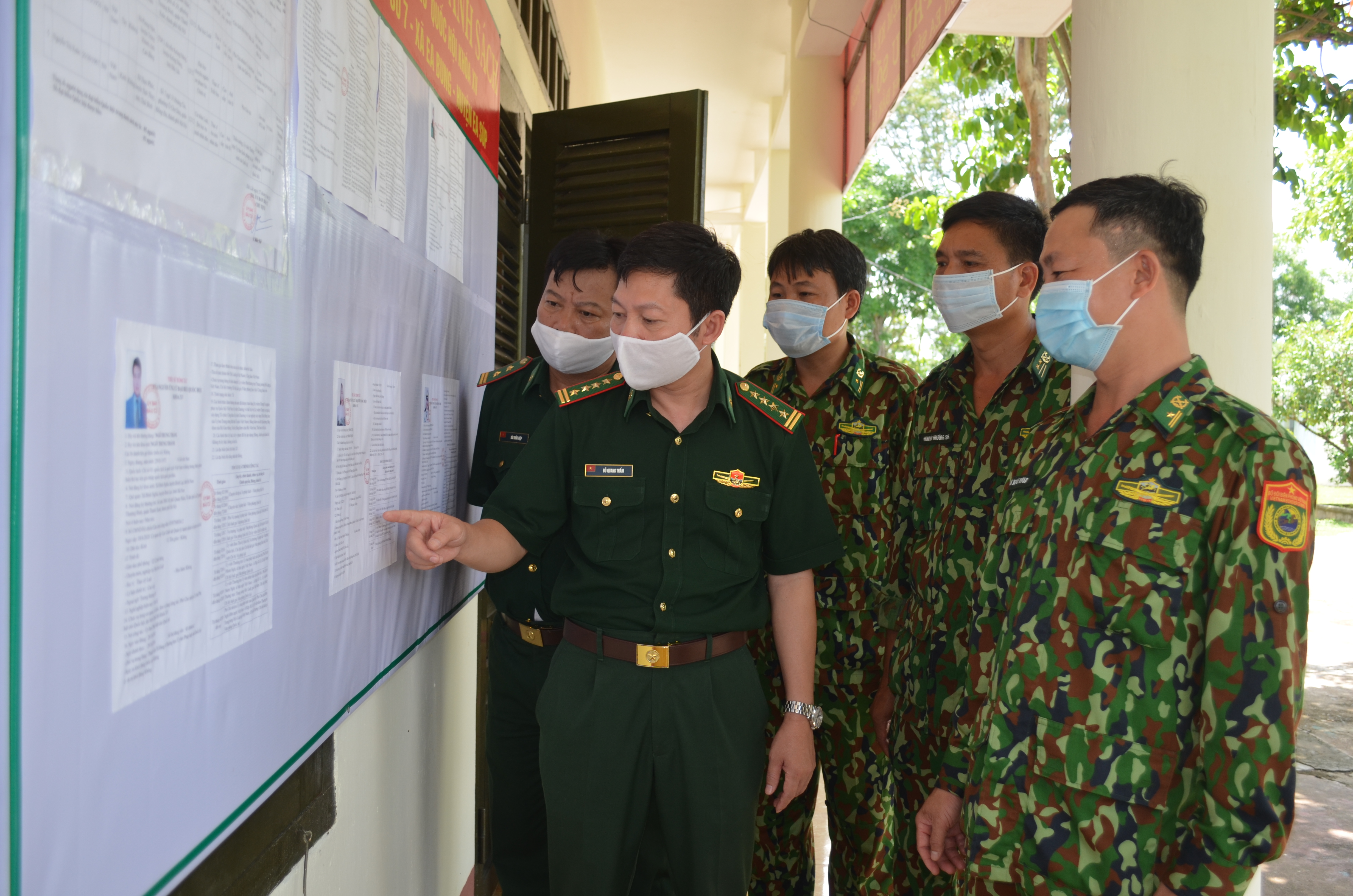 Kiểm tra công tác chuẩn bị bầu cử sớm tại các Đồn và Tiểu đoàn Biên phòng tỉnh Đắk Lắk 